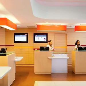 3* Hotel Ibis Paris La Defense Esplanade